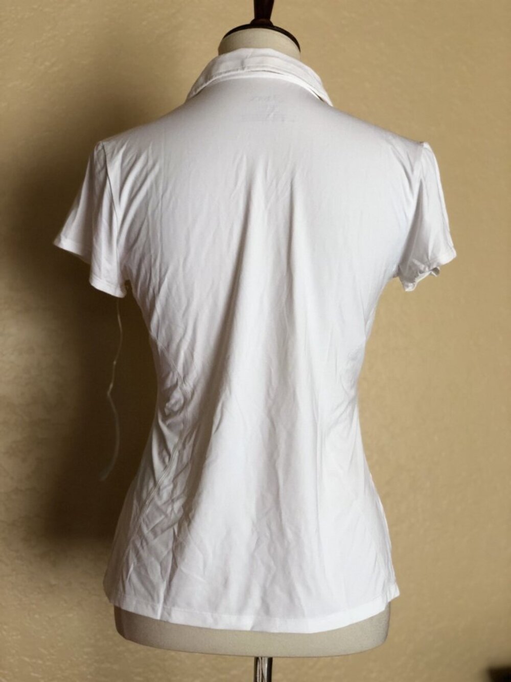 NWT ASICS Attacker Cap Sleeve Top White Small Workout - Picture 7 of 11